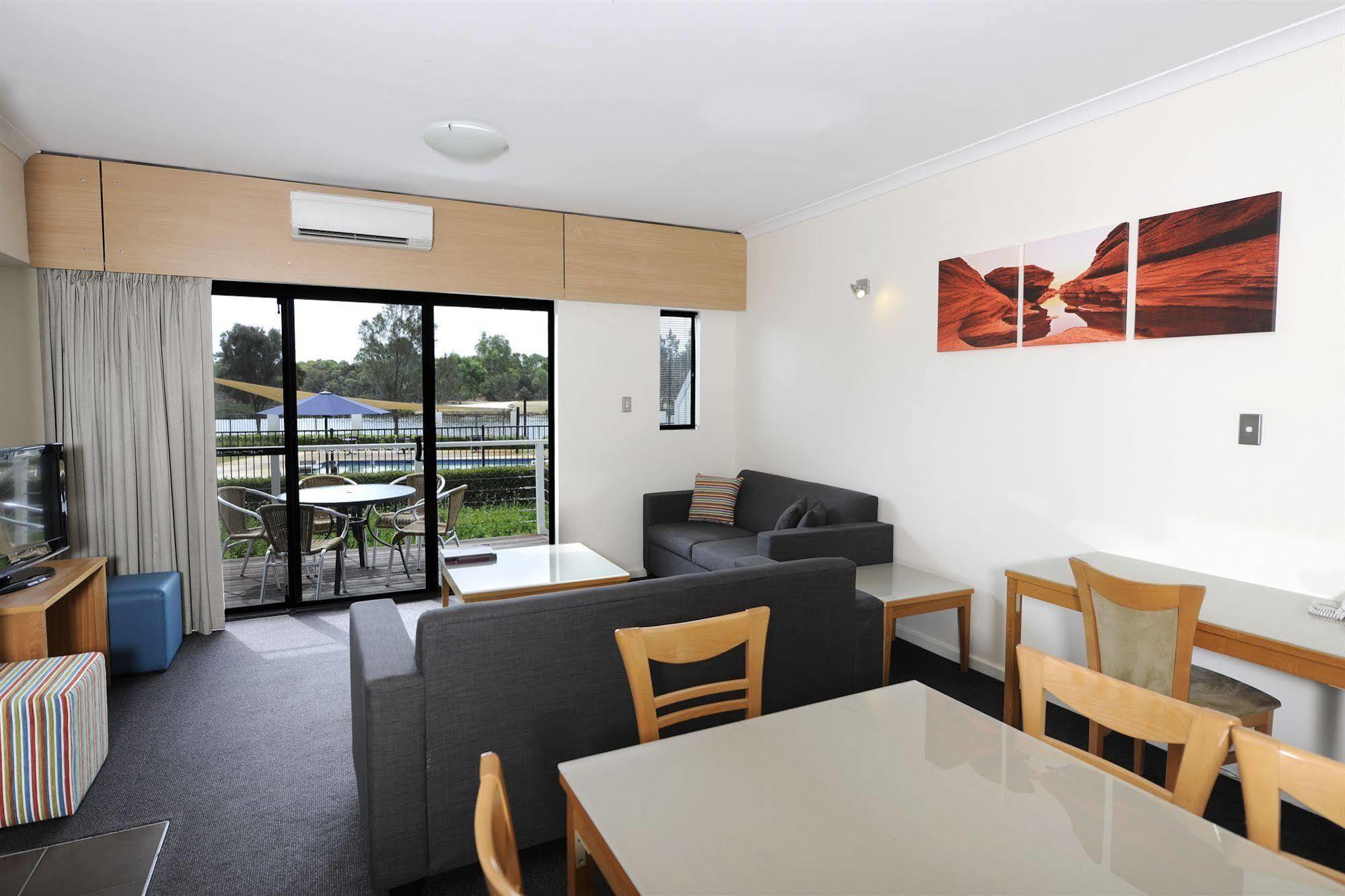 Assured Ascot Quays Apartment Hotel 珀斯 外观 照片