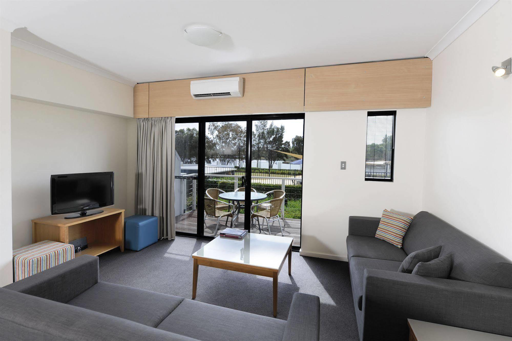 Assured Ascot Quays Apartment Hotel 珀斯 外观 照片