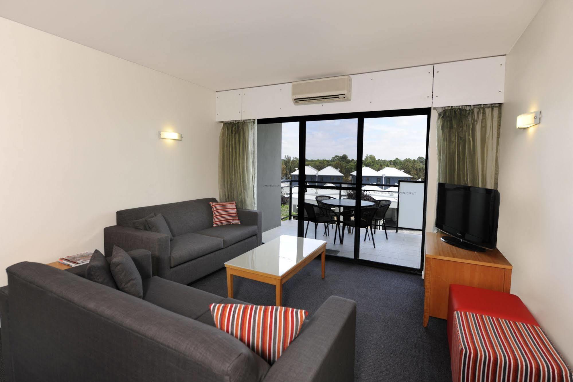 Assured Ascot Quays Apartment Hotel 珀斯 外观 照片